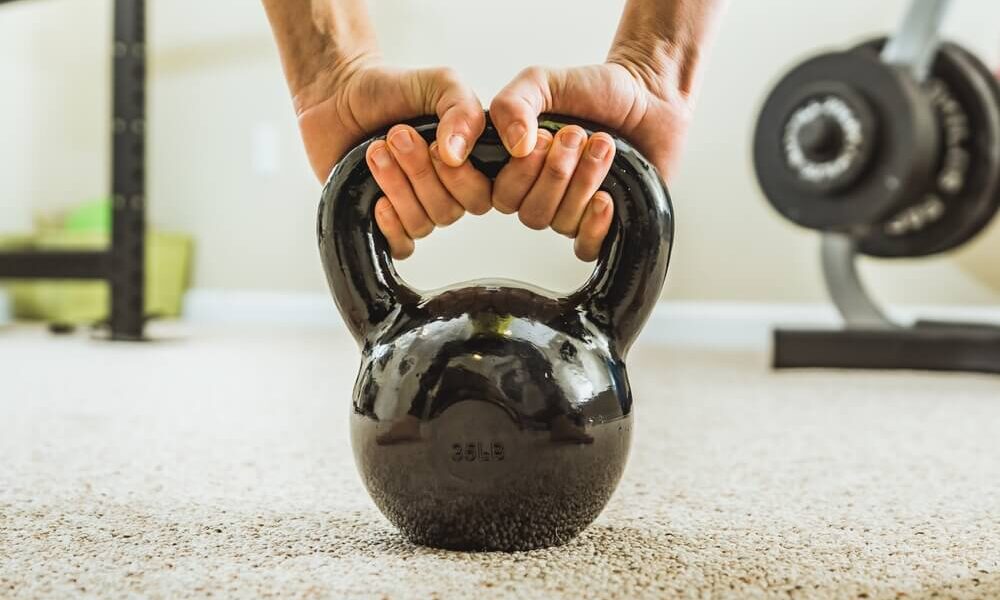 Kettlebell – komu spodoba się ten sprzęt i jak z nim ćwiczyć?