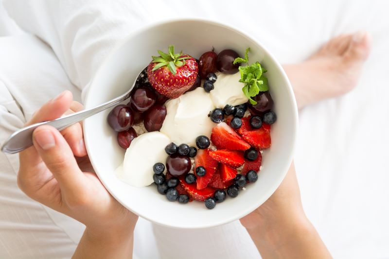 dieta o niskim indeksie glikemicznym jogurt z owocami