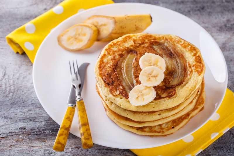 bananowe pancakes na lunch