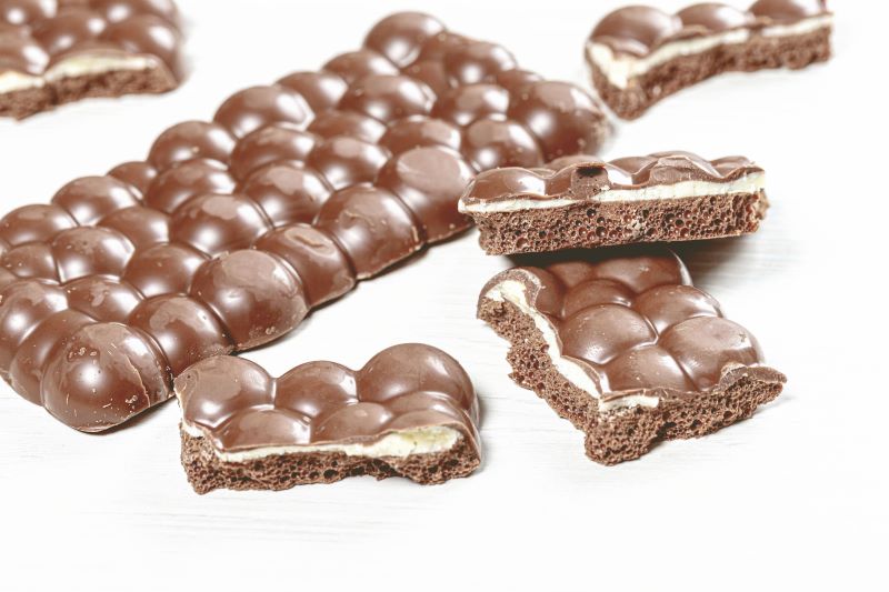 czy czekolada jest zdrowa - mleczna z nadzieniem