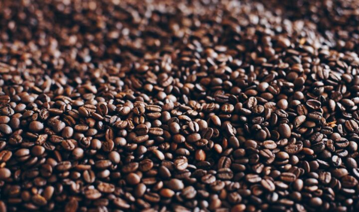 Kawa organiczna a nieorganiczna: różnorodność smaków i metod uprawy pod lupą